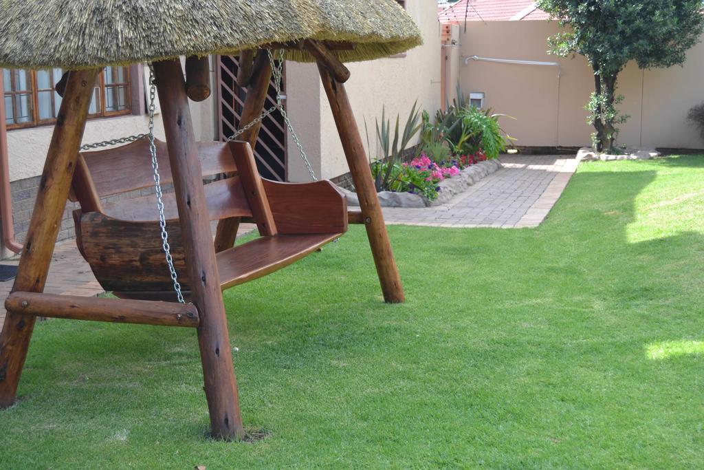 Augustavilla St.Pio'S Guest House Edenvale Exterior photo
