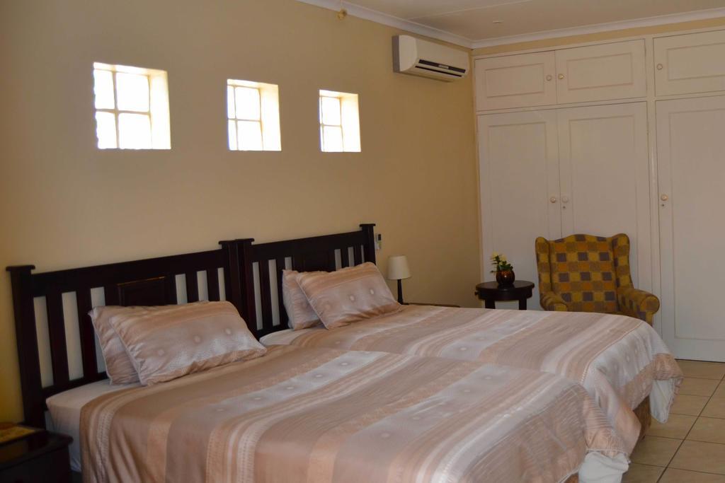 Augustavilla St.Pio'S Guest House Edenvale Exterior photo