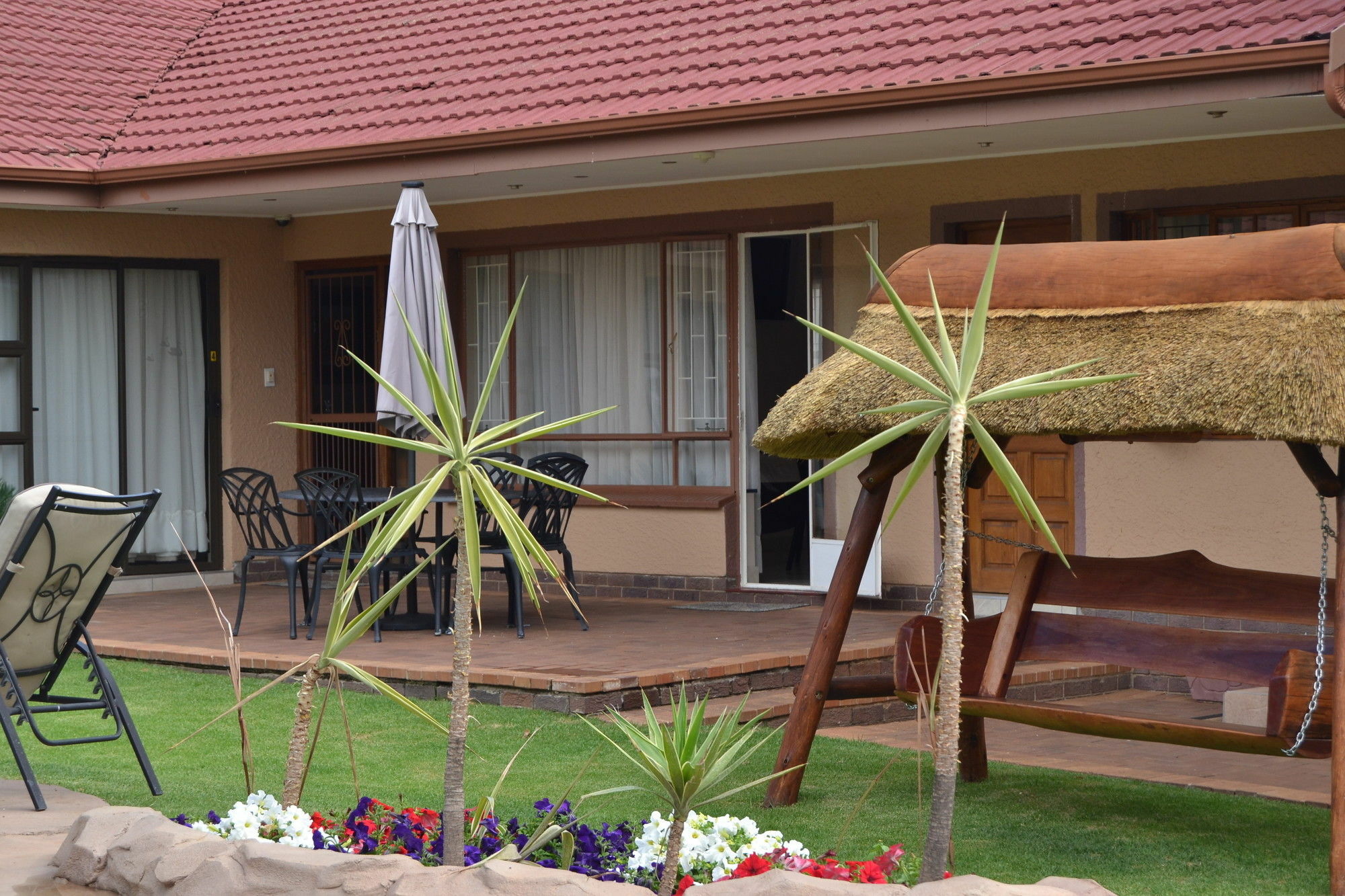 Augustavilla St.Pio'S Guest House Edenvale Exterior photo